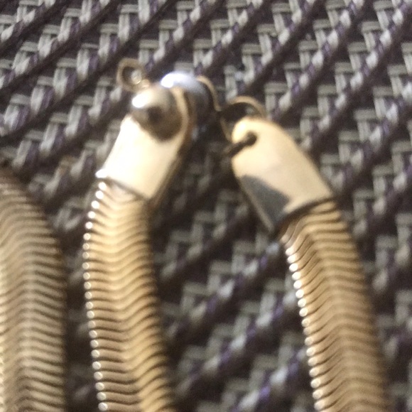 GOLDTONE EARRINGS PIERCED - Picture 2 of 2